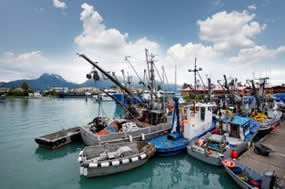 commercial fishing boat photo
